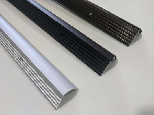 ALUMINIUM RIPPLETRIM NAIL STAIRNOSING 3.3m LENGTH